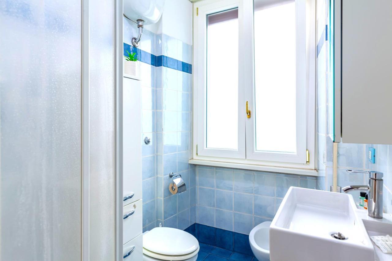 Hostly - Sant'Orsola Suite Apartment Roma Ngoại thất bức ảnh